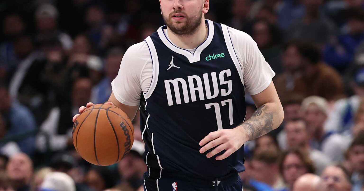 Report: Luka Dončić Traded to Lakers as Mavs Get Anthony Davis, More in Blockbuster