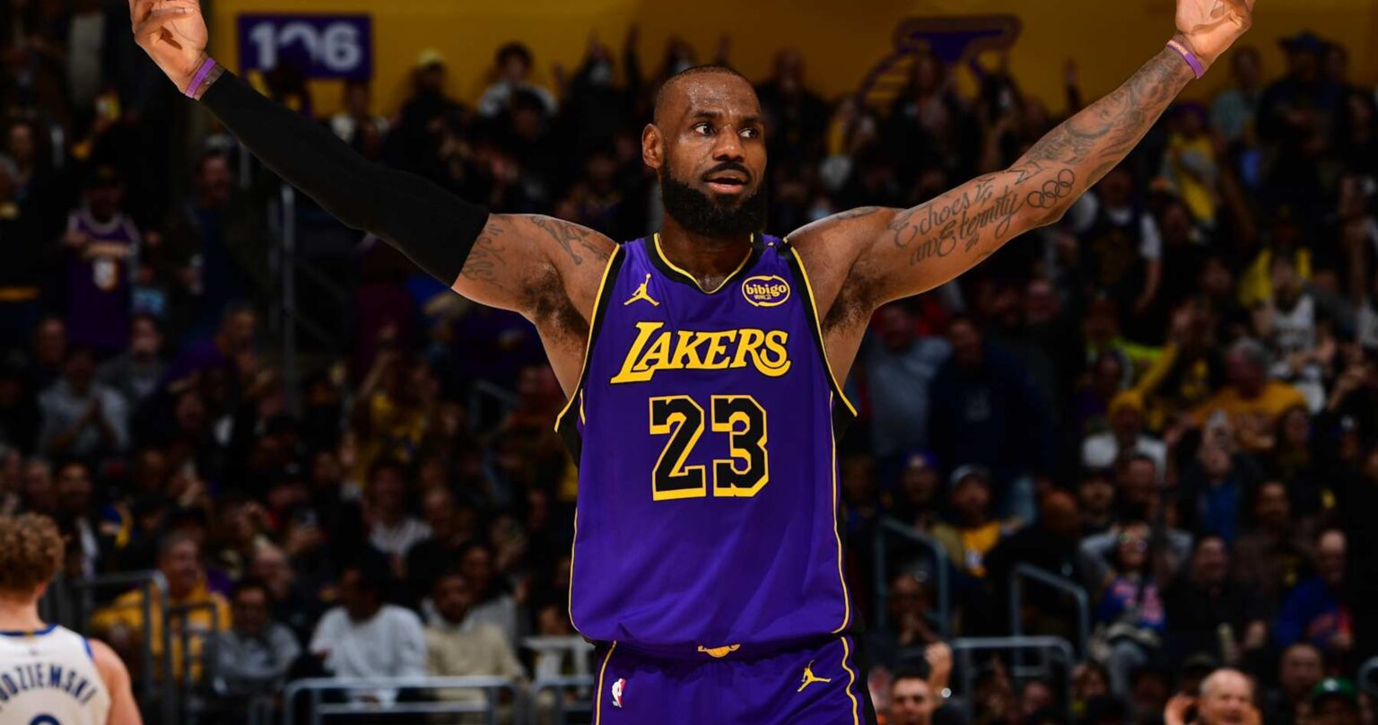 LeBron James Impresses Fans as Lakers Beat Curry, Warriors After Luka, Butler Trades