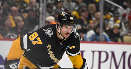 Sidney Crosby Out for Penguins vs. Rangers with Upper-Body Injury