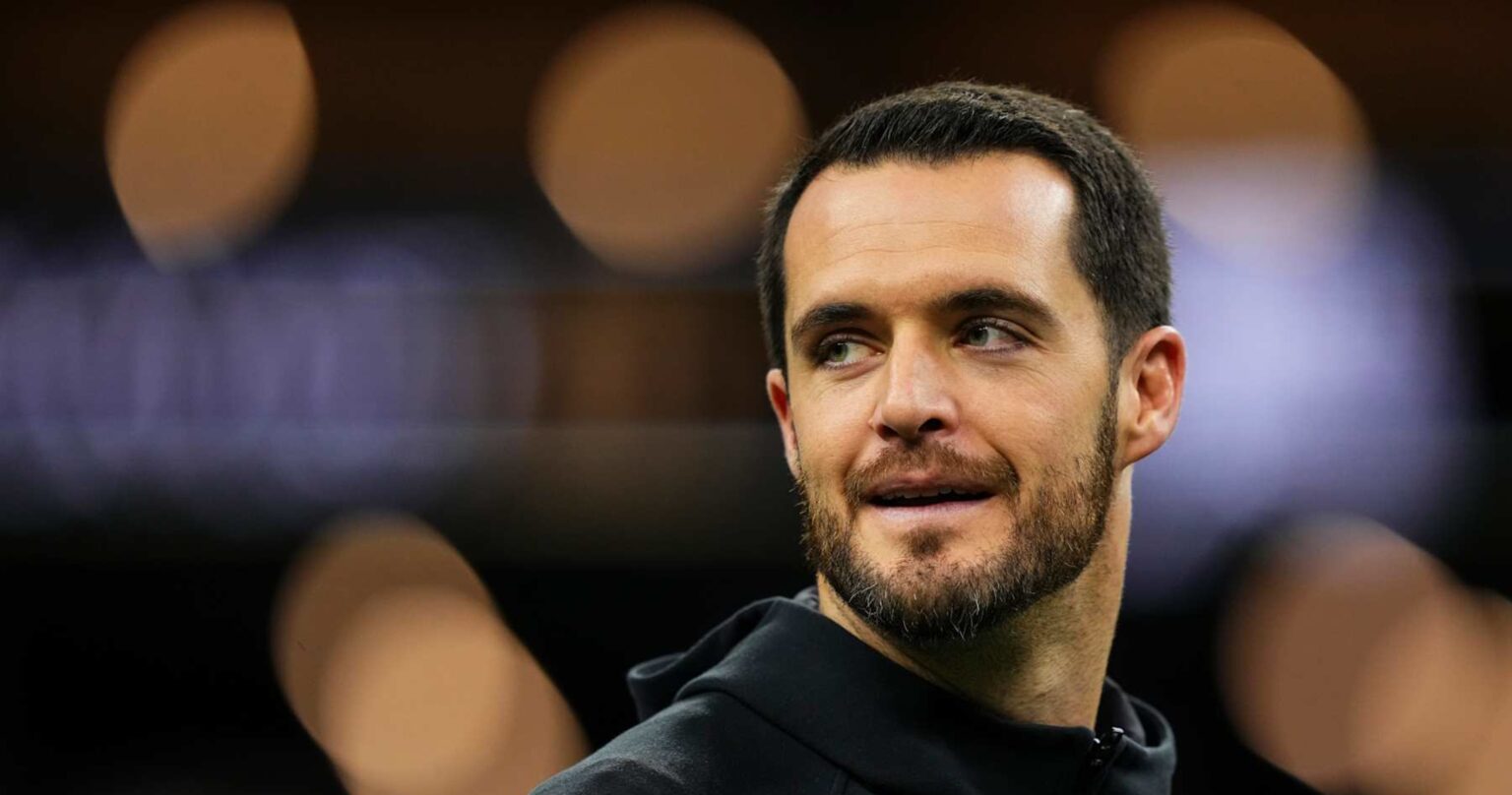 NFL Insider Expects Derek Carr to Draw Interest from Multiple Teams If Saints Cut QB