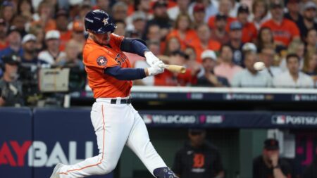 Report: Alex Bregman and Red Sox agree to 0 million, 3-year contract