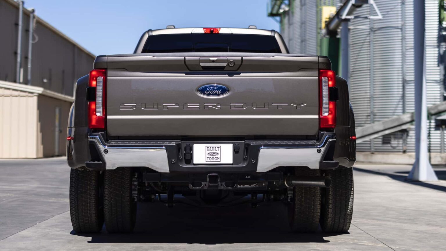 Thieves Have a New Target: Ford F-Series Taillights