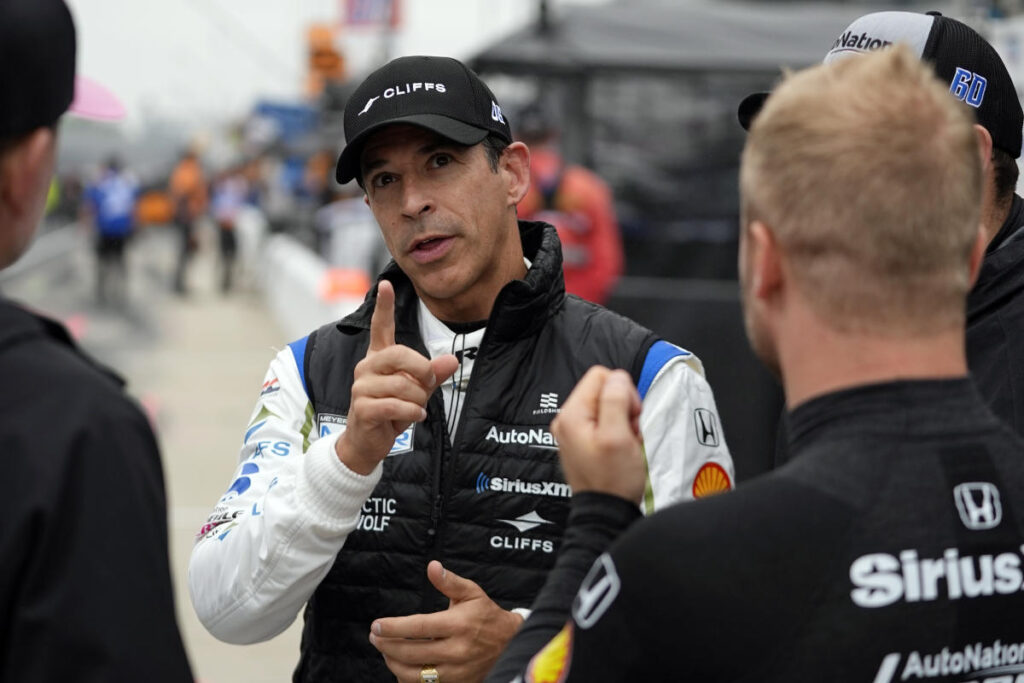 NASCAR drivers divided on new rule that could guarantee Helio Castroneves a spot in the Daytona 500