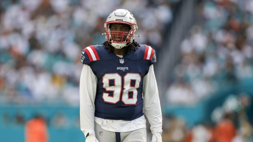 Patriots re-sign DL Jeremiah Pharms