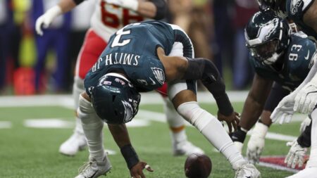 Eagles’ Nolan Smith suffered torn triceps in Super Bowl