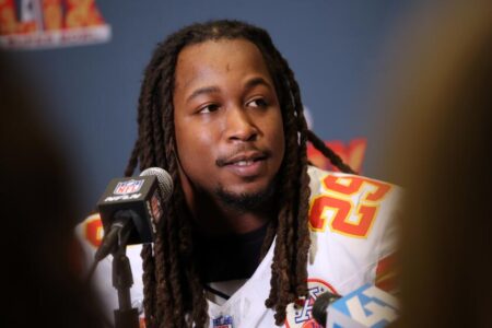 Kareem Hunt says this isn’t first time Chiefs coach Andy Reid gave him a second chance