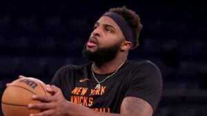 Knicks’ Mitchell Robinson nears season debut, return from injury: report