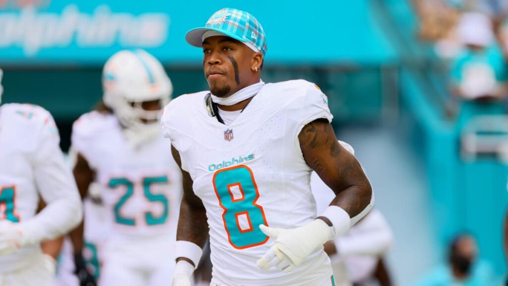 Report: Dolphins will not use franchise tag on Jevon Holland, allowing him to hit free agency