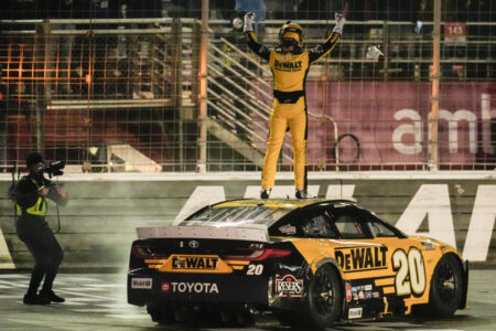 Bell takes only lead in OT to edge Hocevar, Larson in another thrilling NASCAR finish in Atlanta