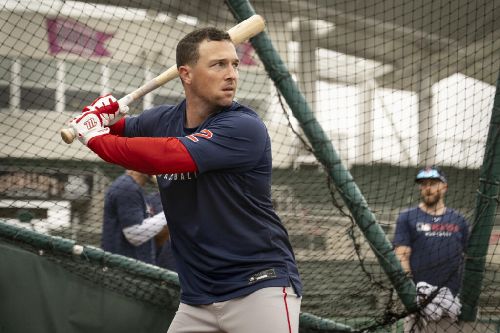 Alex Bregman hits 2-run homer, bats 3-for-3 in Red Sox spring training debut