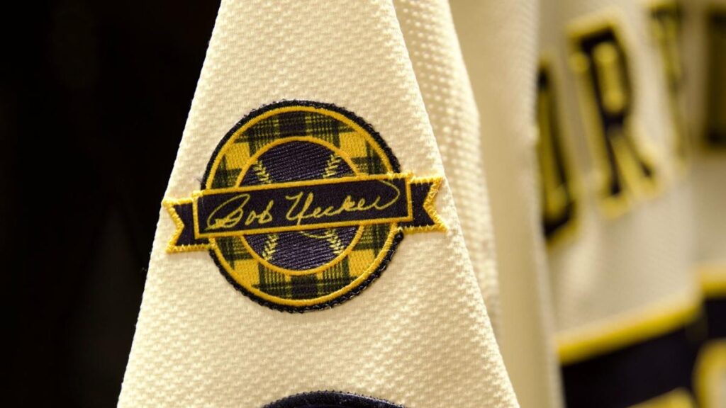 Brewers unveil patch they will wear on their uniforms to honor Bob Uecker