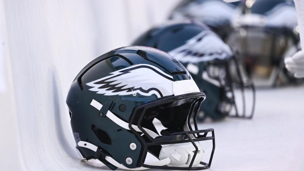 Eagles to promote Kevin Patullo to offensive coordinator