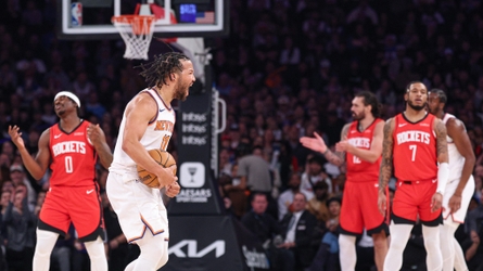 Knicks overcome double-digit deficits in gritty 124-118 win over Rockets