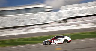 Denny Hamlin paces opening Daytona 500 practice