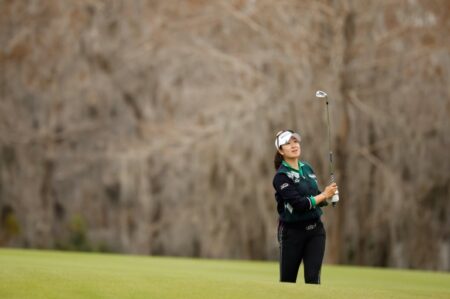 Kim holds on to lead at LPGA season-opener