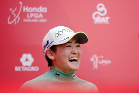 This LPGA rookie shot 62 to open Honda LPGA Thailand, besting her twin sister by 10 shots