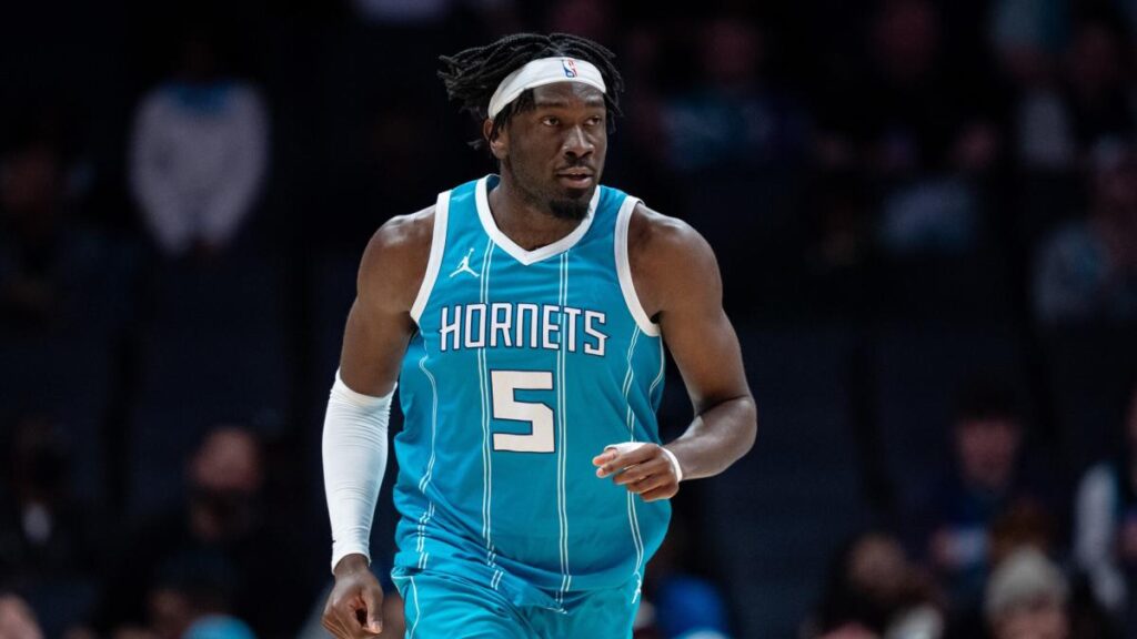 Hornets reach out to NBA seeking way to dispute trade Lakers rescinded involving Mark Williams