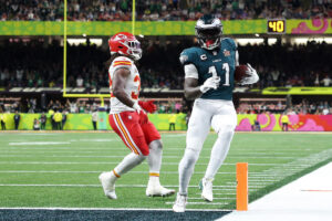 Super Bowl: A.J. Brown, Nick Sirianni make nice with ‘Inner Excellence’ after sideline spat, TD to cap dominant Eagles half