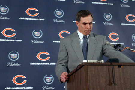 Dick Jauron, former head coach of the Bears and Bills, dies at age 74