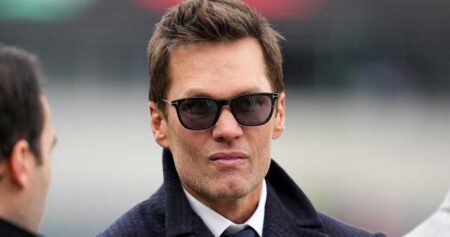 Report: Tom Brady’s Fox NFL Commentator Contract Could Top 5M Due to Stock Options