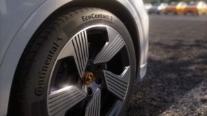 Continental’s New Tire Has Golf Ball Skin