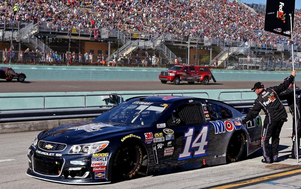 Daytona 500 countdown is on: Tony Stewart (14) days until NASCAR season cranks to life