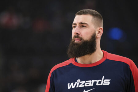 Wizards reportedly trading C Jonas Valančiūnas to Kings