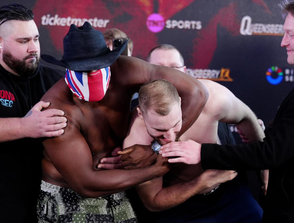 Derek Chisora vs. Otto Wallin live results, round-by-round updates, ring walks, start time for heavyweight title eliminator