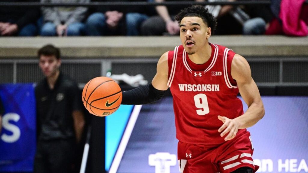 Oregon vs. Wisconsin prediction, odds, time: 2025 college basketball picks, Feb. 22 best bets by top model