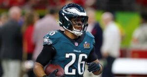 Eagles’ Saquon Barkley Breaks Terrell Davis’ NFL Record for Rushing Yards in 1 Season