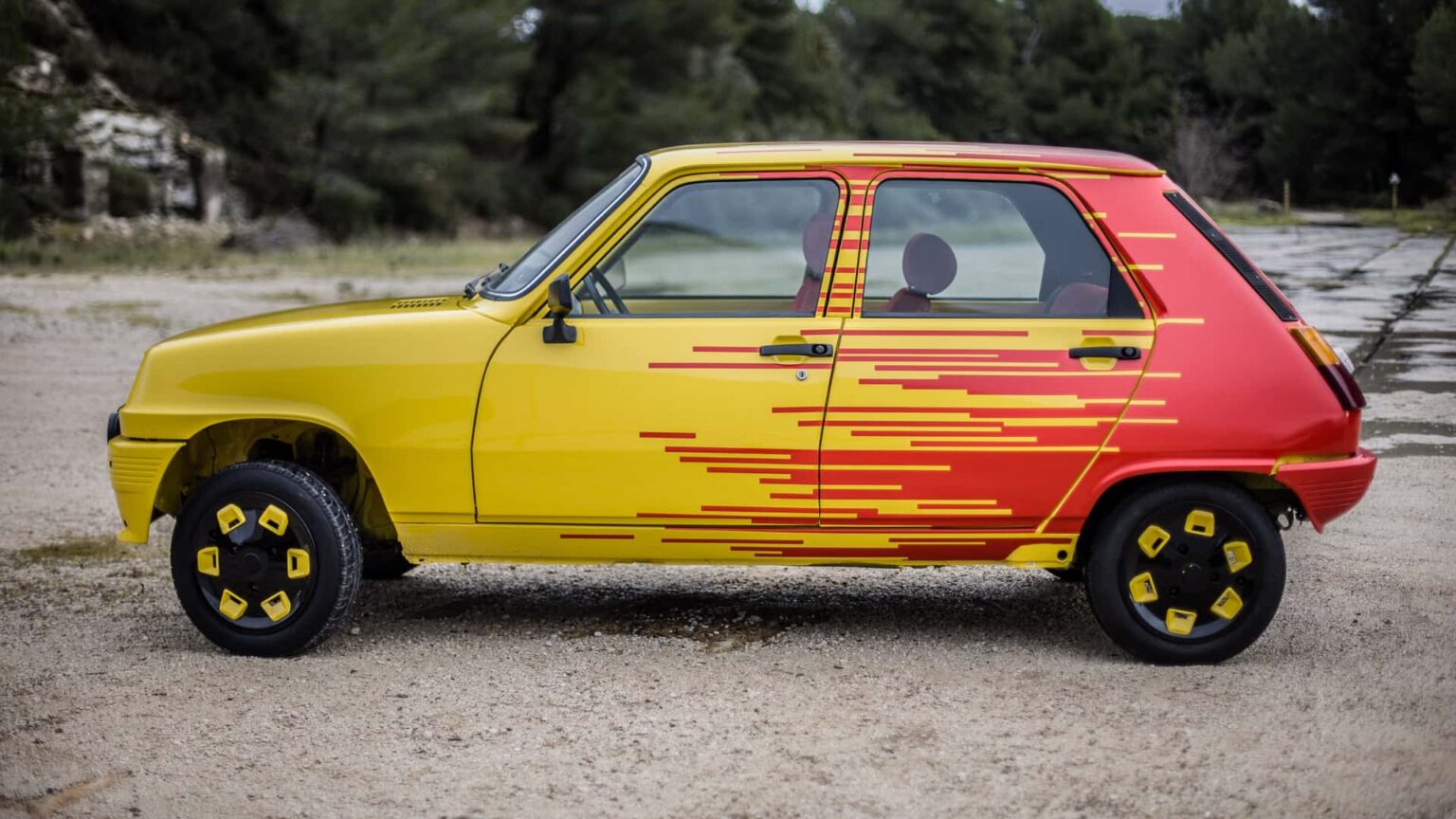 Renault 5 restomod blends vintage style with EV innovation