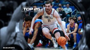 College basketball rankings: Red-hot St. John’s battles UConn in Big East Friday night fight