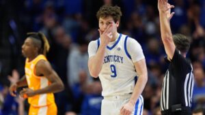 Kentucky upsets Tennessee as shorthanded Wildcats defeat Volunteers for second time this season