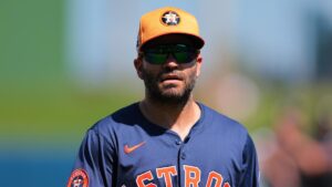 Astros say longtime second baseman Jose Altuve expected to play mostly in left this season