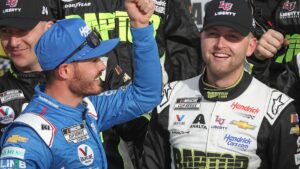 Kyle Larson, William Byron add NASCAR Truck races to their schedule