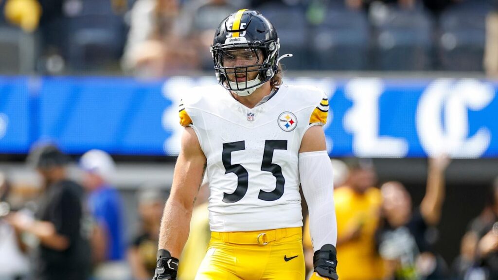 Cole Holcomb agrees to revised contract with Steelers