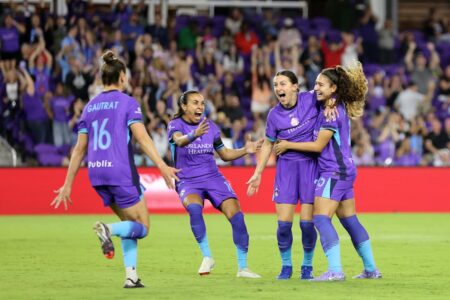 Orlando Pride dominate first game of the 2025 NWSL season, beating Chicago Stars 6-0