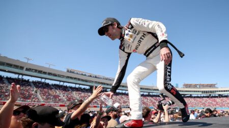 Ryan Blaney crashes after strong showing