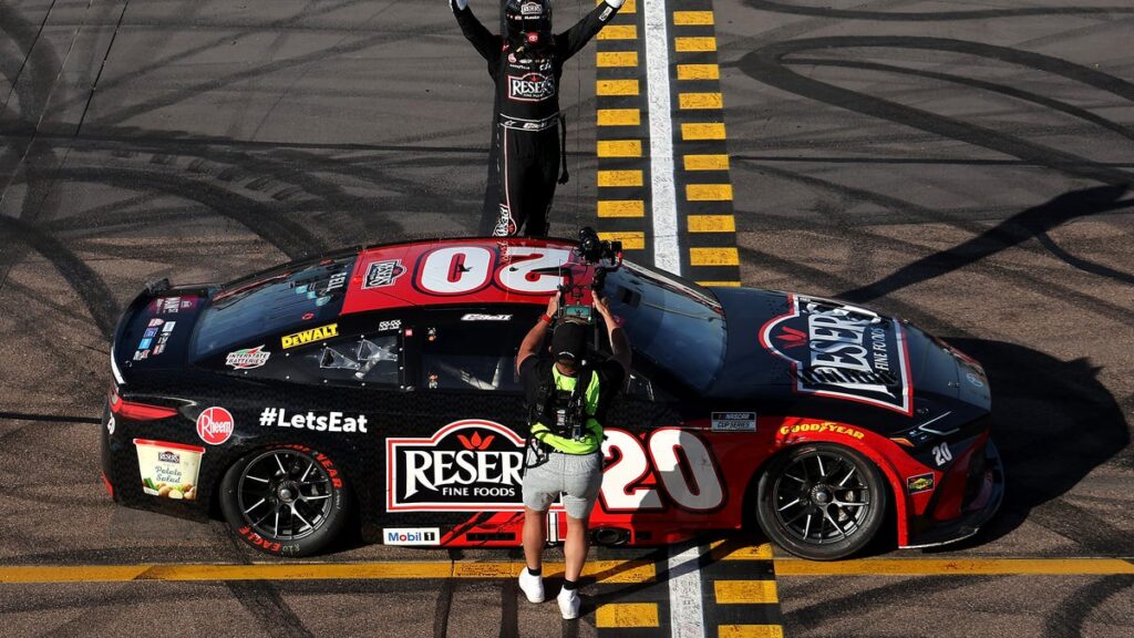 NASCAR Cup Series race at Las Vegas: Live updates, highlights, leaderboard