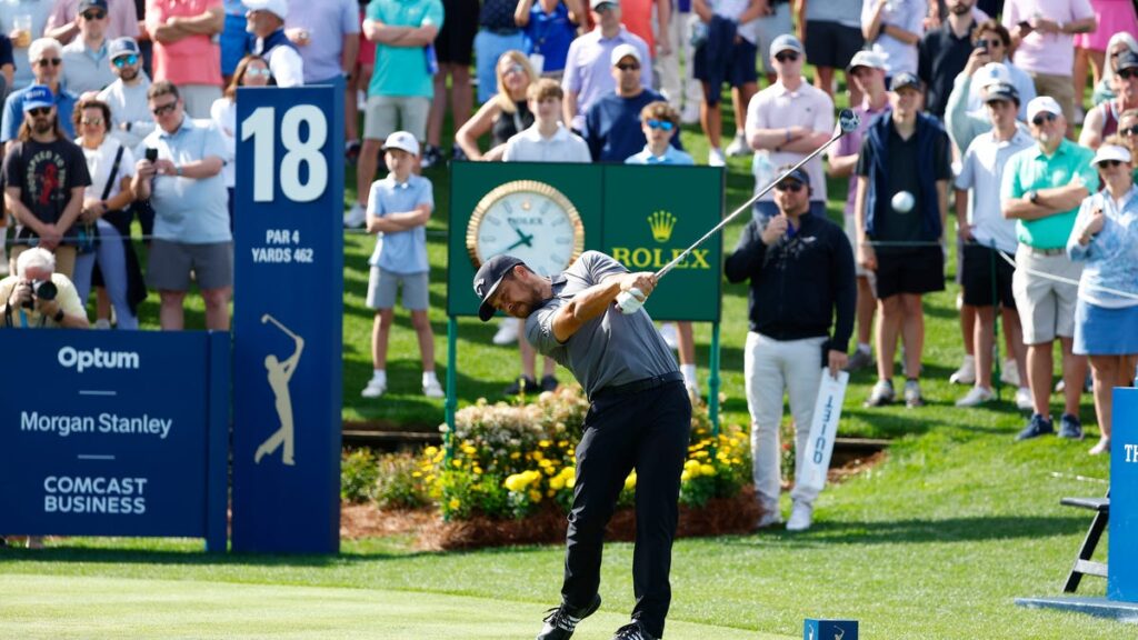 Xander Schauffele flirts with cut line again