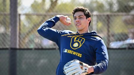 Brewers’ Christian Yelich plays in game for first time since back surgery last year