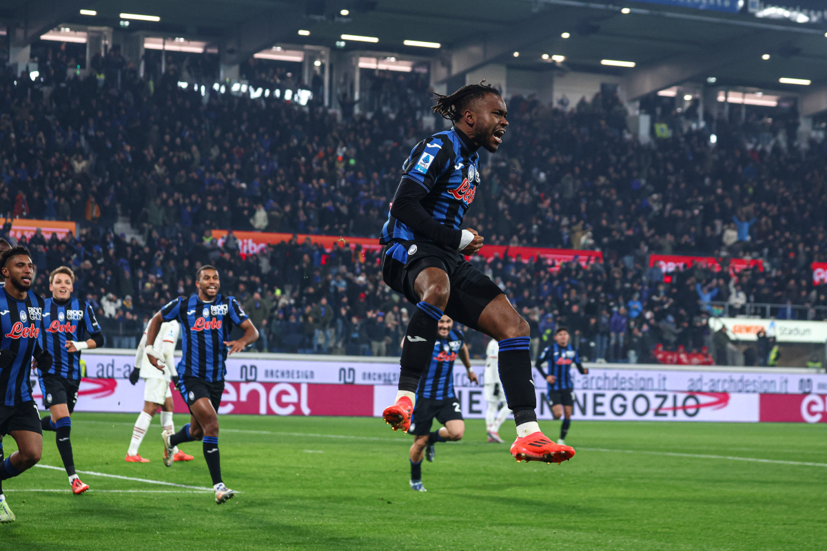 BERGAMO, ITALY - DECEMBER 06: Ademola Lookman of Atalanta celebrates after scoring the his team's second goal during the Serie A match between Atalanta and AC Milan at Gewiss Stadium on December 06, 2024 in Bergamo, Italy. (Photo by Giuseppe Cottini/Getty Images)