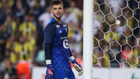 PSG Have Inside Track Over Chelsea, Man Utd for €30M-Rated Shot-Stopper