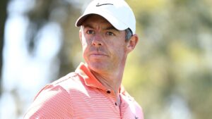 Rory McIlroy takes phone after being heckled by NCAA winner at The Players