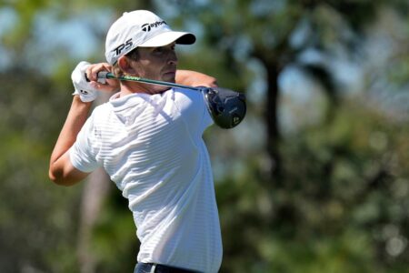 Viktor Hovland part of 3-way tie for the lead at a crowded Valspar Championship