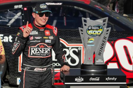 Christopher Bell takes a 3-race winning streak to Las Vegas with Adam Stevens in his corner