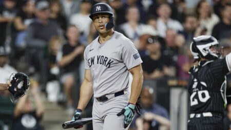 Yankees' Giancarlo Stanton dealing with calf injury in addition to elbow issues; timeline still unknown