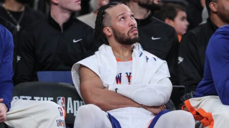 Knicks' Jalen Brunson could be out until April with ankle injury: report