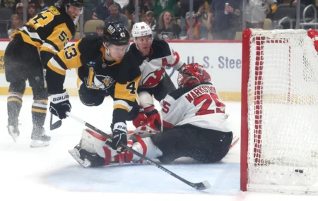 Penguins Erupt For Seven Goals, Earn Fourth Straight Win