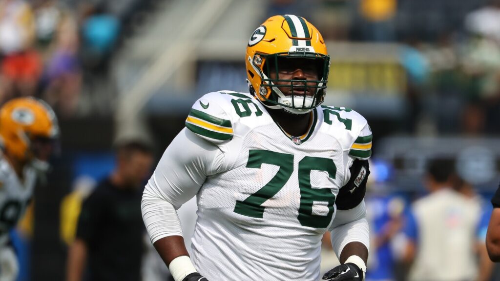 Packers OT Kadeem Telfort signs his exclusive rights tender